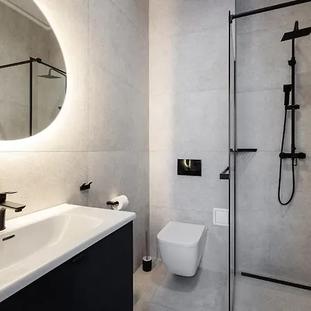 Grand Self Check-in Apartment Bratislava