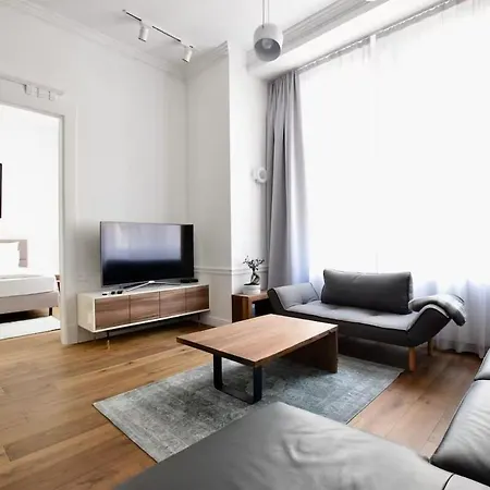 Apartment Grand Self Check-in Bratislava